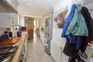 Kitchen- click for photo gallery